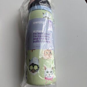 Owala UO Exclusive FreeSip 32 oz Water Bottle Cat College